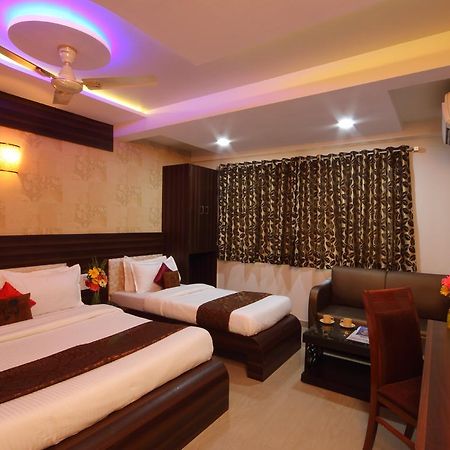 Hotel Railway Inn Thane Eksteriør bilde